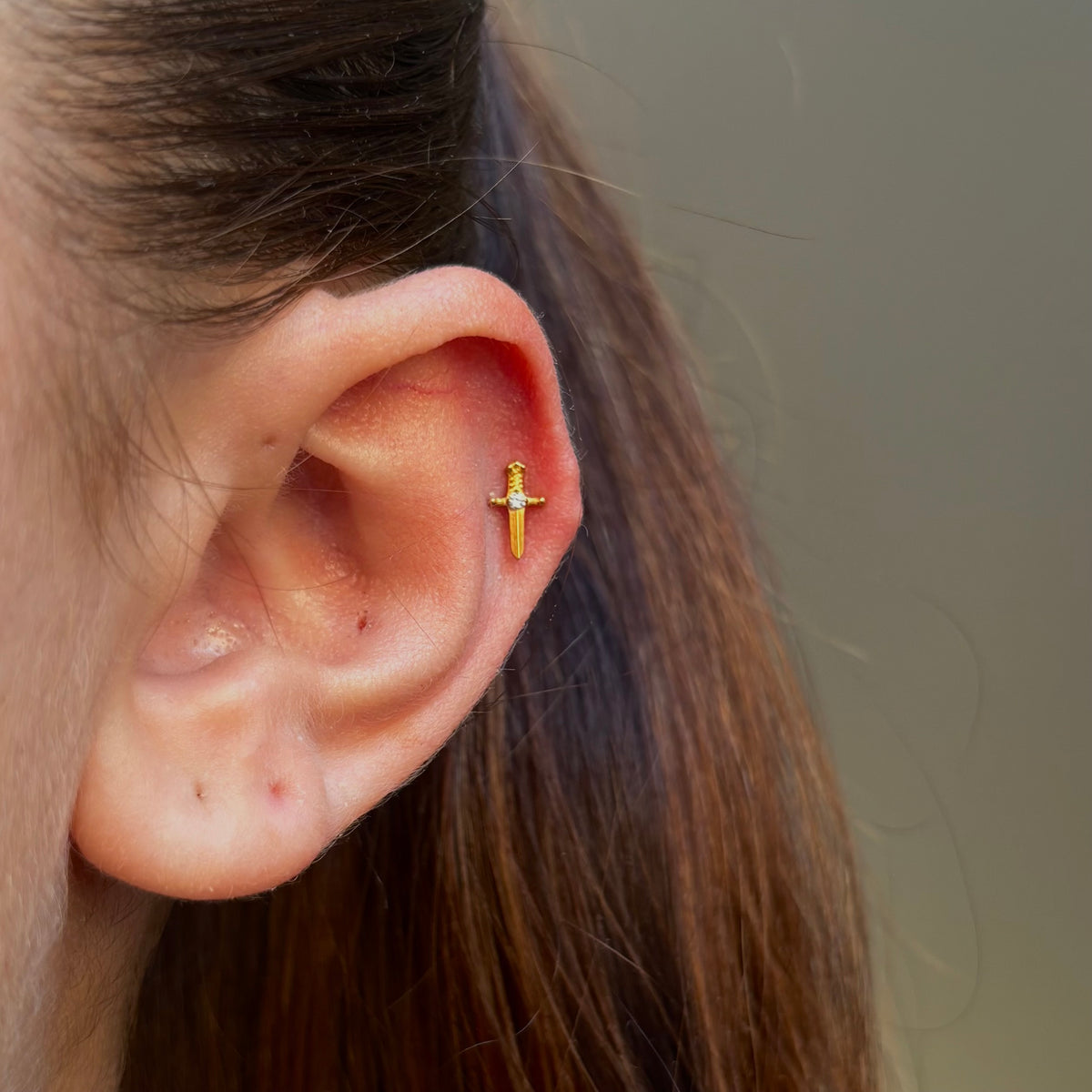 Dagger Stud