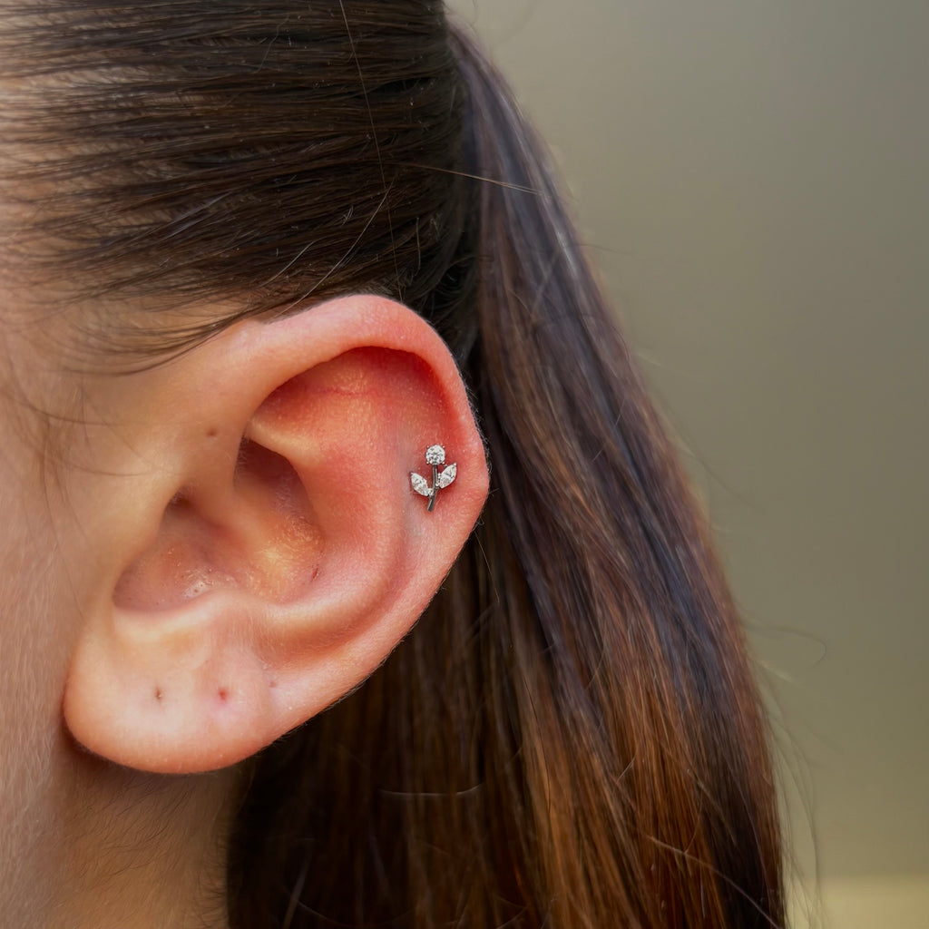 Blossom Vine Labret